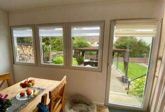 Blick von der Erdgeschosswohnung in den Gartenbereich.