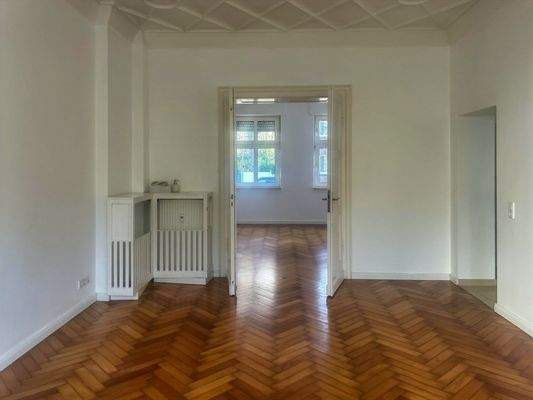 Doppelflügeltüre zum Schlafbereich