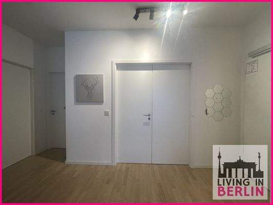 Flur mit Zugang zum Schlafzimmer