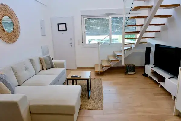 dd4fb95b-785a-4896-8b36-293979bd6a3a