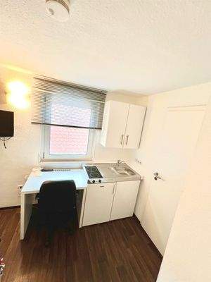 Pantry-Küche u. Arbeitsplatz