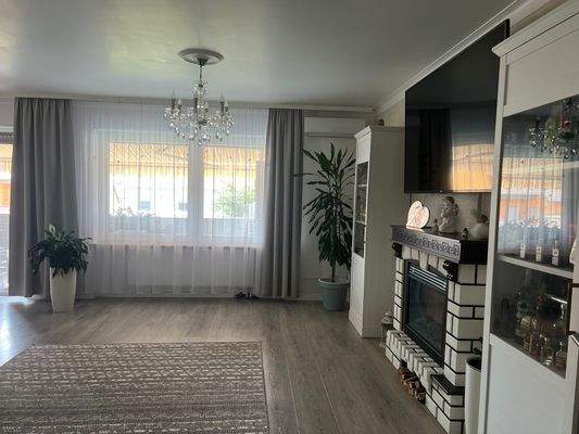 Blick ins Wohnzimmer.jpg