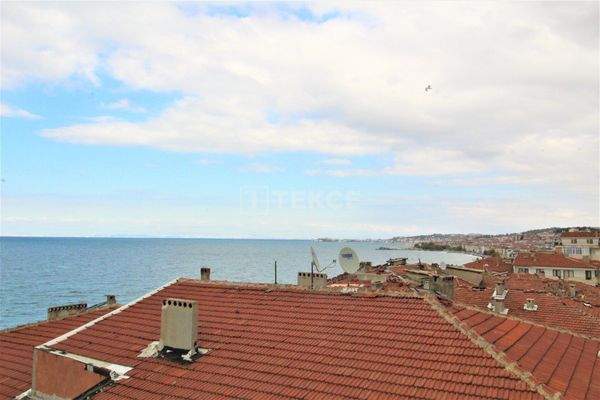 Sea-View Apartments by the Beach in Çınarcık Yalova