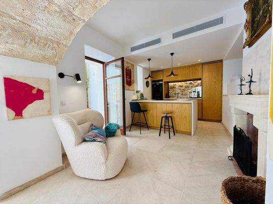 d30a8381-4f46-4fe1-92dd-cc48c1f1625b