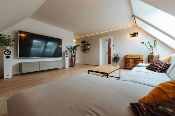 Wohn- und Loungebereich OG