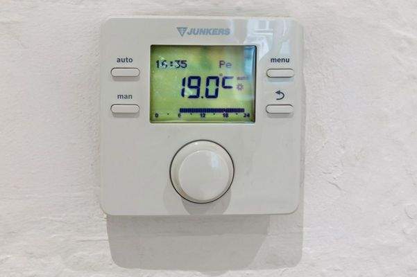 Wohnung 1 Raumtemperaturregler