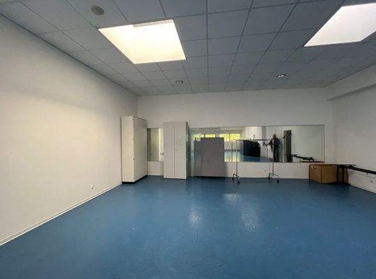 eh. Lagergebäude, Fitnesshalle