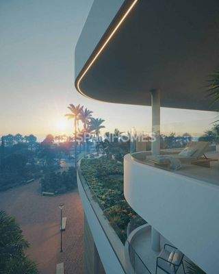 Beachfront Flats in a Complex with Rich Amenities in Malaga