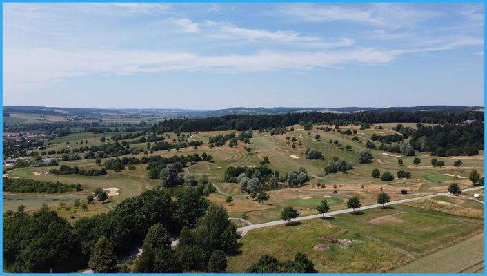 Blick zum Golfplatz