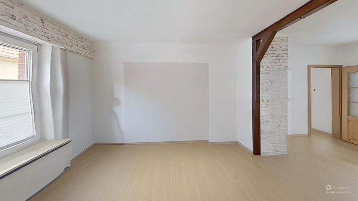 Reihenmittelhaus-Stendal-Living-Room-Defurnished.j