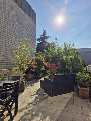 Terrasse mit Aussicht zum Garten