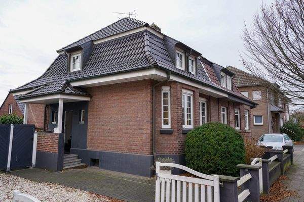 Ansicht Haus seitlich