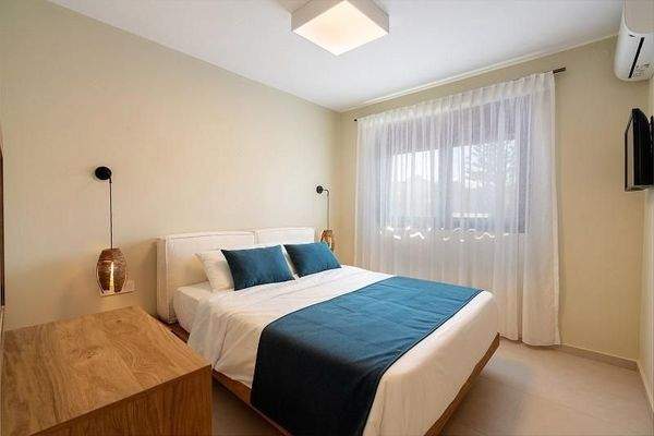 Kreta, Rethymno: Drei Luxusvillen, nur einen kurzen Spaziergang vom Strand entfernt zu verkaufen