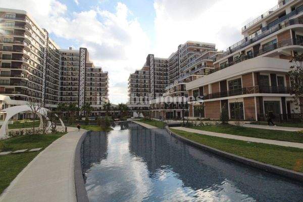 Smart Apartments 2,5 km from Marina in Beylikduzu