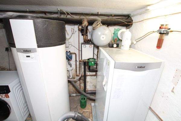 Brennwertheizung/Wärmepumpe