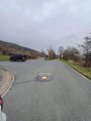 Wendehammer neben dem Grundrsück