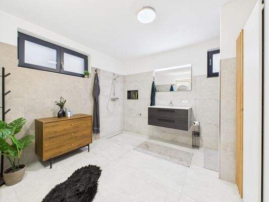 Master Bedroom Badezimmer 1