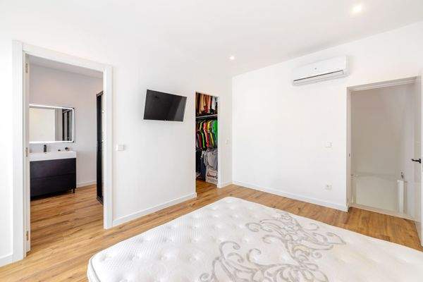 Eines von 2 Schlafzimmern