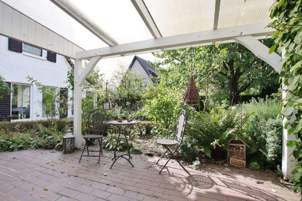 Überdachte Terrasse