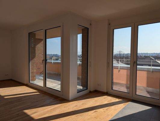 Wohnbereich & Terrasse