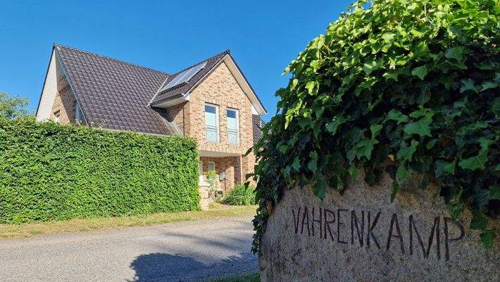 V1599 im Wohngebiet Vahrenkamp