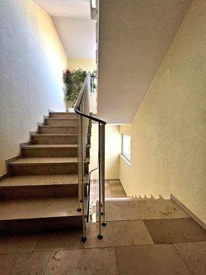 Gepflegtes Treppenhaus