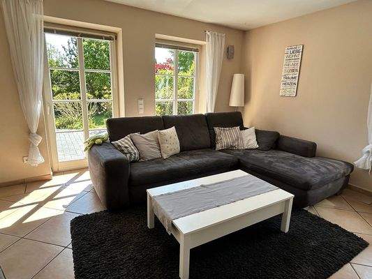 1020097_8_Wohnzimmer Westseite.jpg