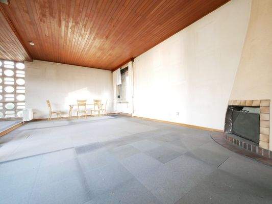 Großer, offener Wohn-/ Essbereich mit Zugang zur Terrasse