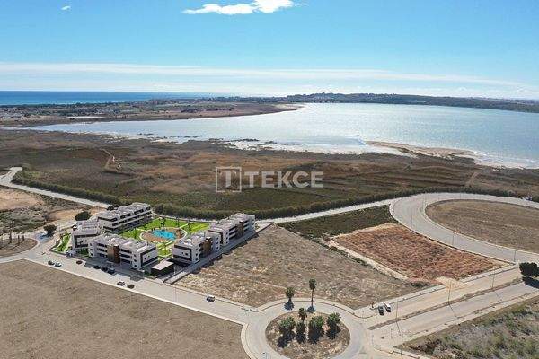 State-of-the-Art Flats with Communal Pool in Guardamar del Segura