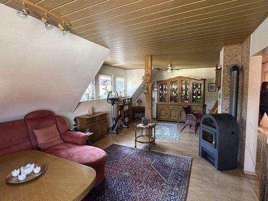 13 Wohnzimmer OG.jpg