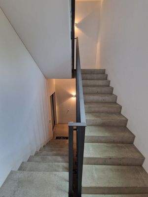 Modernes Treppenhaus