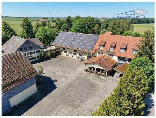 Mit Hotel, Restaurant und Nebengebäuden - Seltenheitswert