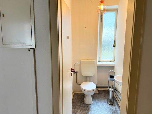 Wohnung 1 OG Gäste-WC