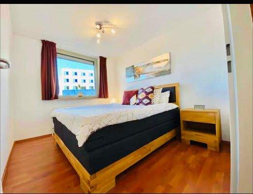 Schlafzimmer 2