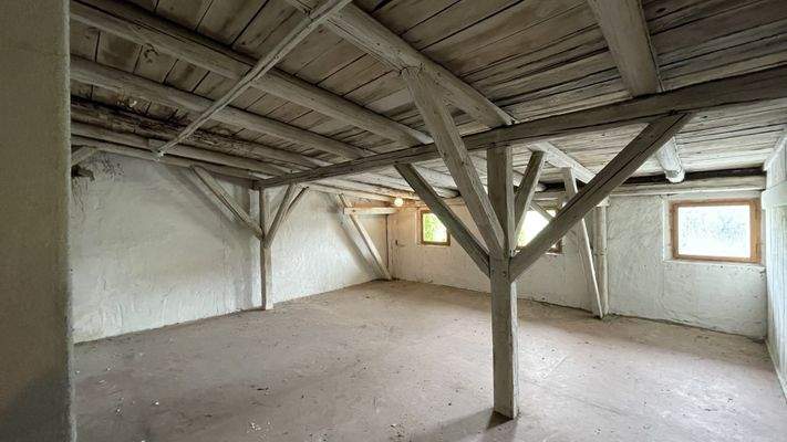 Dachboden/ Nebengebäude