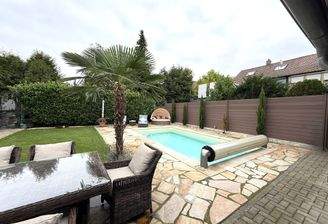 Garten Essbereich mit Pool