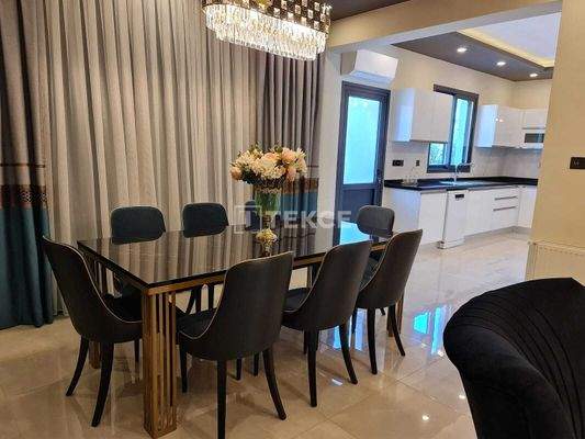 Detached Villa in a Complex Close to Beach and City Center in Girne