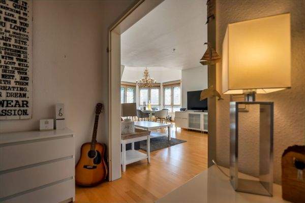 Blick in den Wohn- und Essbereich