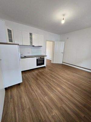 EG RE 2 Zimmer 450,00€ KM