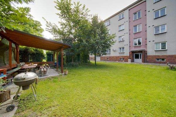 1737379098_pQrbjec2YV