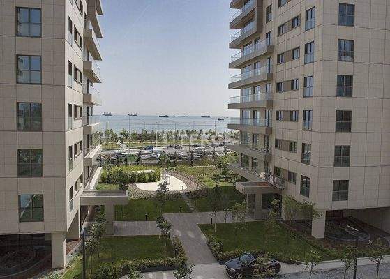 Real Estate in a Beachfront Project in Bakırköy İstanbul