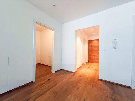 Eingang_Garderobe_Abstellraum