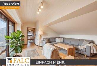 Wohnbereich Dachgeschoss - (KI generiert)