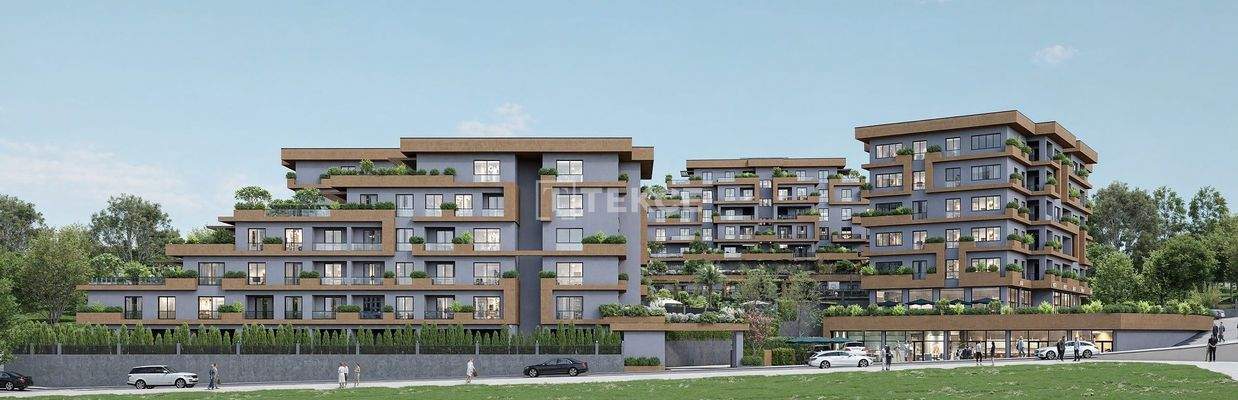 Apartments in a Complex with Pools in Bursa Nilüfer