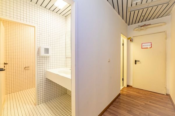 WC Anlage getrennt