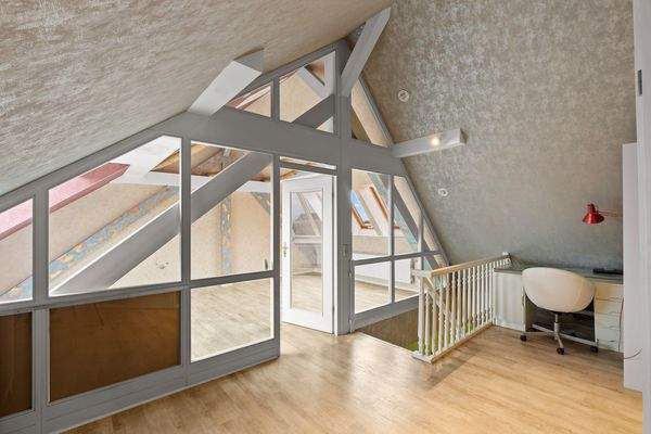 Flur oben mit Arbeitsplatz