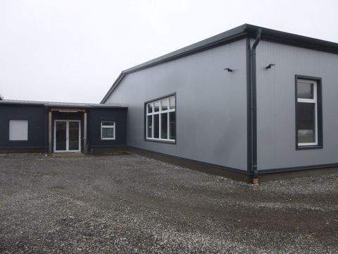 Markt Hartmannsdorf Halle, Markt Hartmannsdorf Hallenfläche