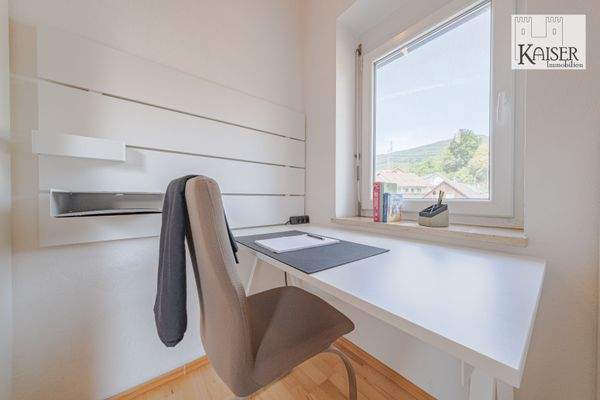 3 - 6-ZimmerWhg. OG+DG, Teil Whg. DG (12)