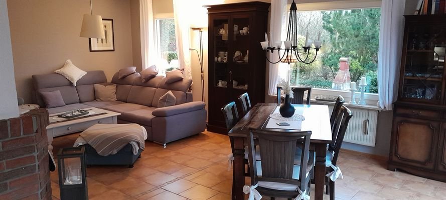 Wohn- und Esszimmer