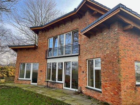 ... zur Terrasse in Nordrichtung